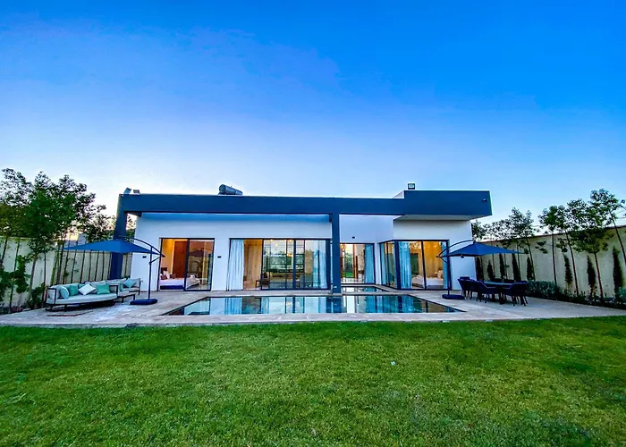Where Luxury Meets Marrakech Villa & Private Pool